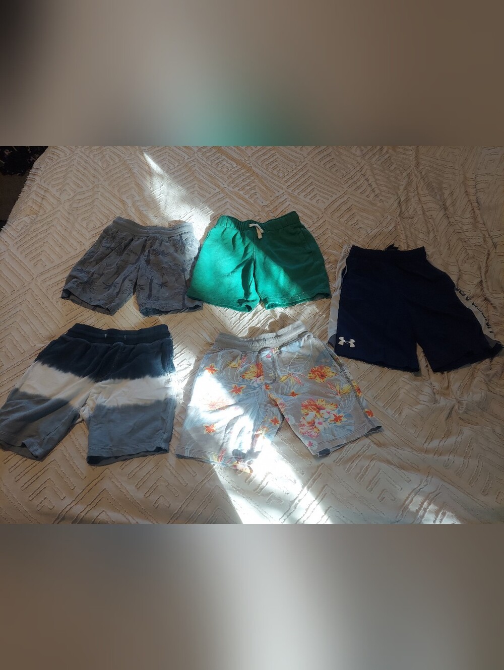 Boys Size 8 / Small Shorts Bundle Lot 5-Pack Under Armour Old Navy Wonder Nation